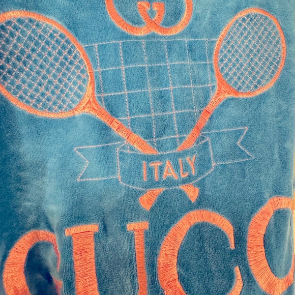 SOLD Gucci sweatshirt size S-M - Picture 3 of 4